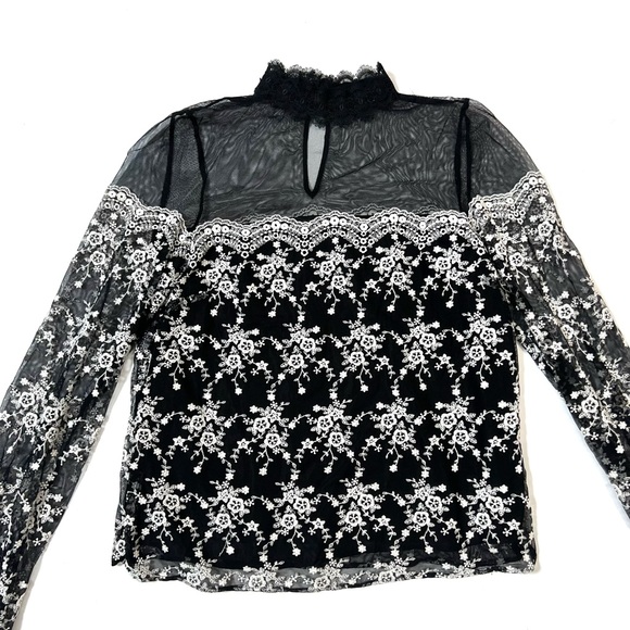 Intermix Amira Embroidered Blouse - Picture 4 of 5